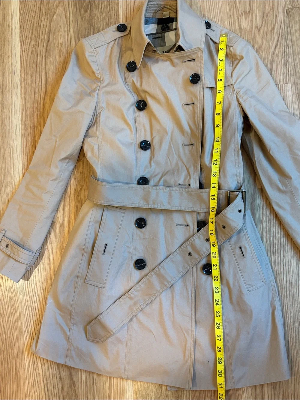 Burberry Tan Double-Breasted Trench Coat with Detachable Hood - Picture 7 of 13